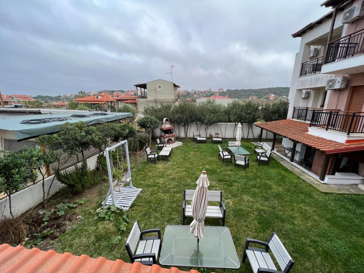 Nea Roda Apartments Zewnętrze zdjęcie